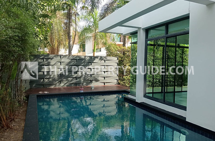 House with Private Pool in Chaengwattana (near Nichada Thani) 